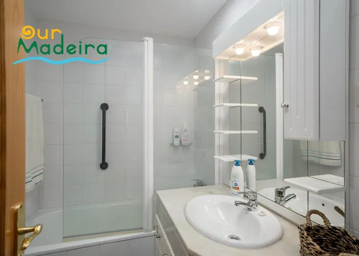 Ourmadeira - Alamos Uptown * Funchal (Madeira)